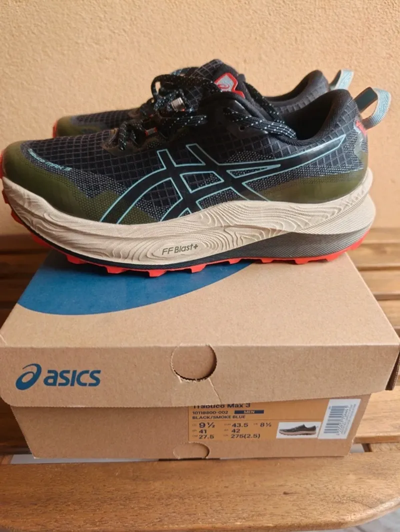 Used Asics Gel-Trabuco Running Shoes