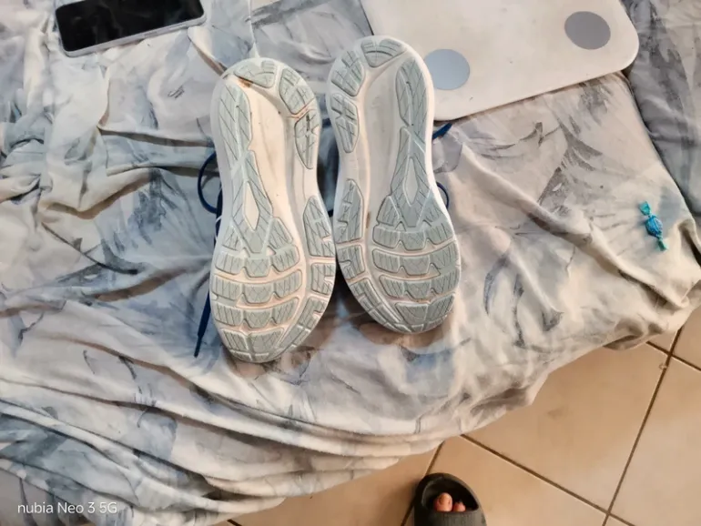 Used Asics Puregel bike — image 2 of 5