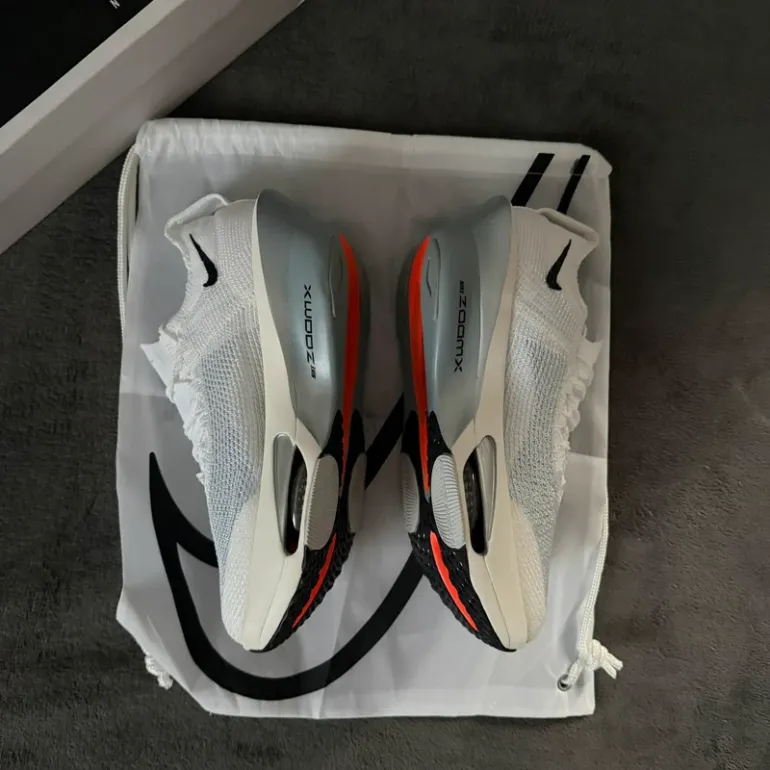 Used Nike Air Zoom Alphalfy Next %3 bike — image 6 of 9