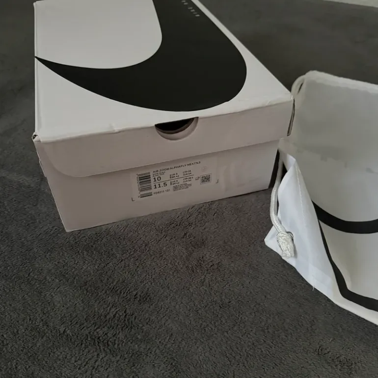 Used Nike Air Zoom Alphalfy Next %3 bike — image 9 of 9