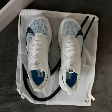 Used Nike Air Zoom Alphalfy Next %3 bike — image 2 of 9
