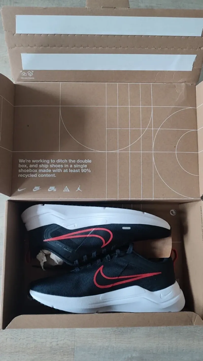 Gebrauchtes Nike Downshifter 12 Running Shoes
