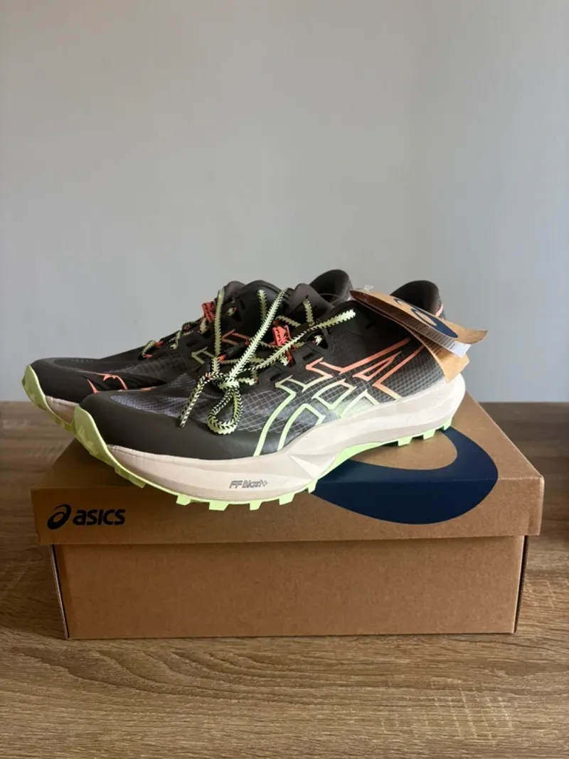 Gebrauchtes Asics Fuji Lite 7 Running Shoes