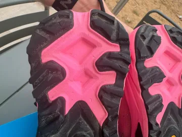 Hoka Mafate 5 bike d'occasion — image 11 sur 13