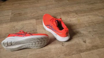 Used Asics Gel Cumulus 27 bike — image 1 of 3