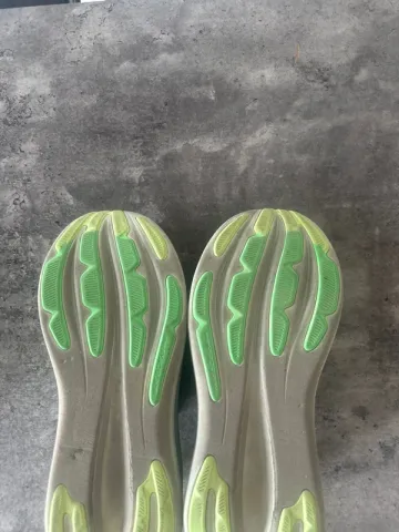 Used Asics Nimbus 28 bike — image 6 of 8