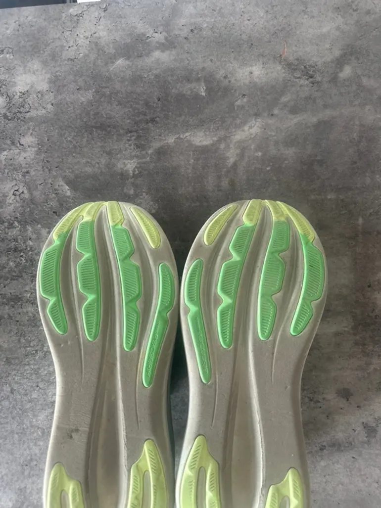 Used Asics Nimbus 28 bike — image 6 of 8