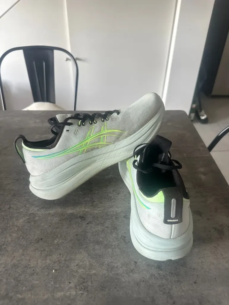 Used Asics Nimbus 28 bike — image 8 of 8