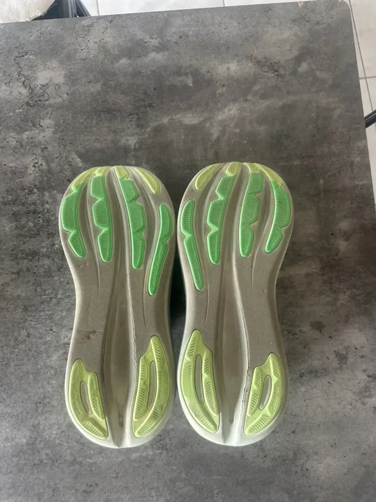Used Asics Nimbus 28 bike — image 5 of 8