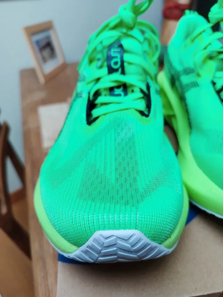 Brugt Asics Novablast 5 bike — billede 4 af 12
