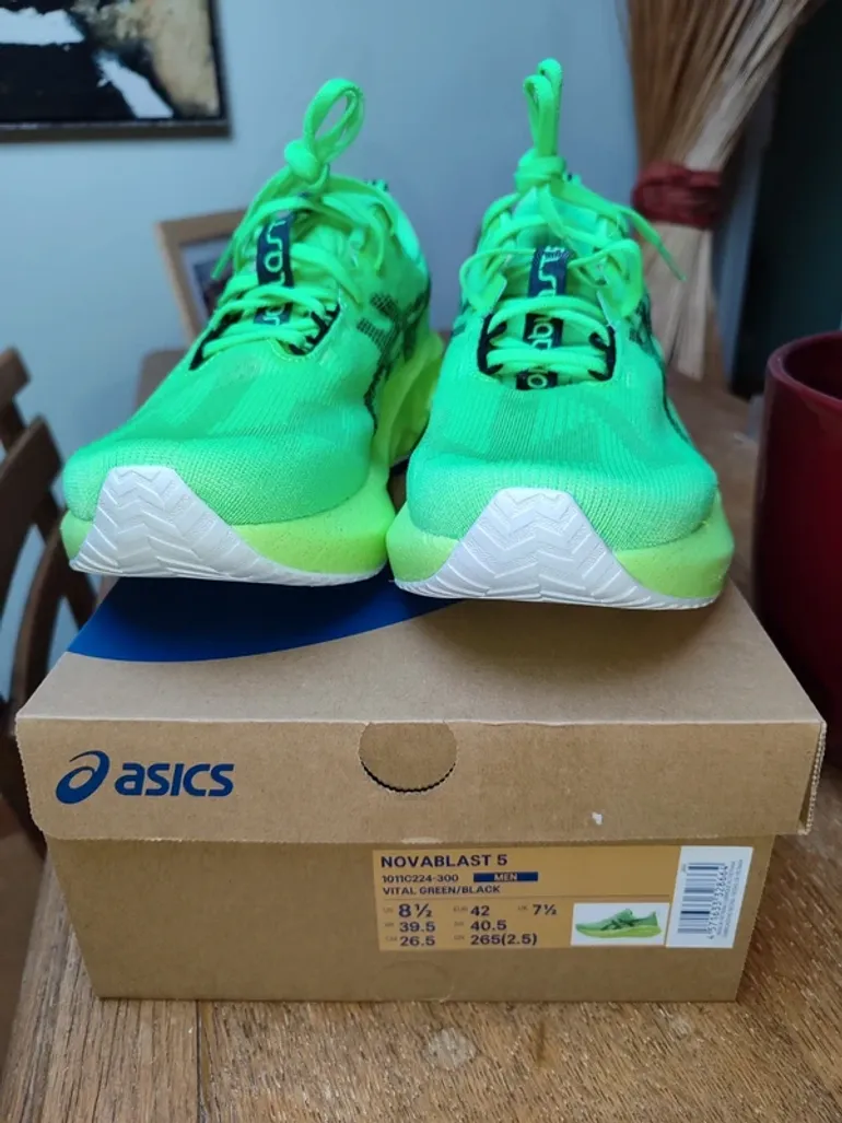 Brugt Asics Novablast 5 bike — billede 8 af 12