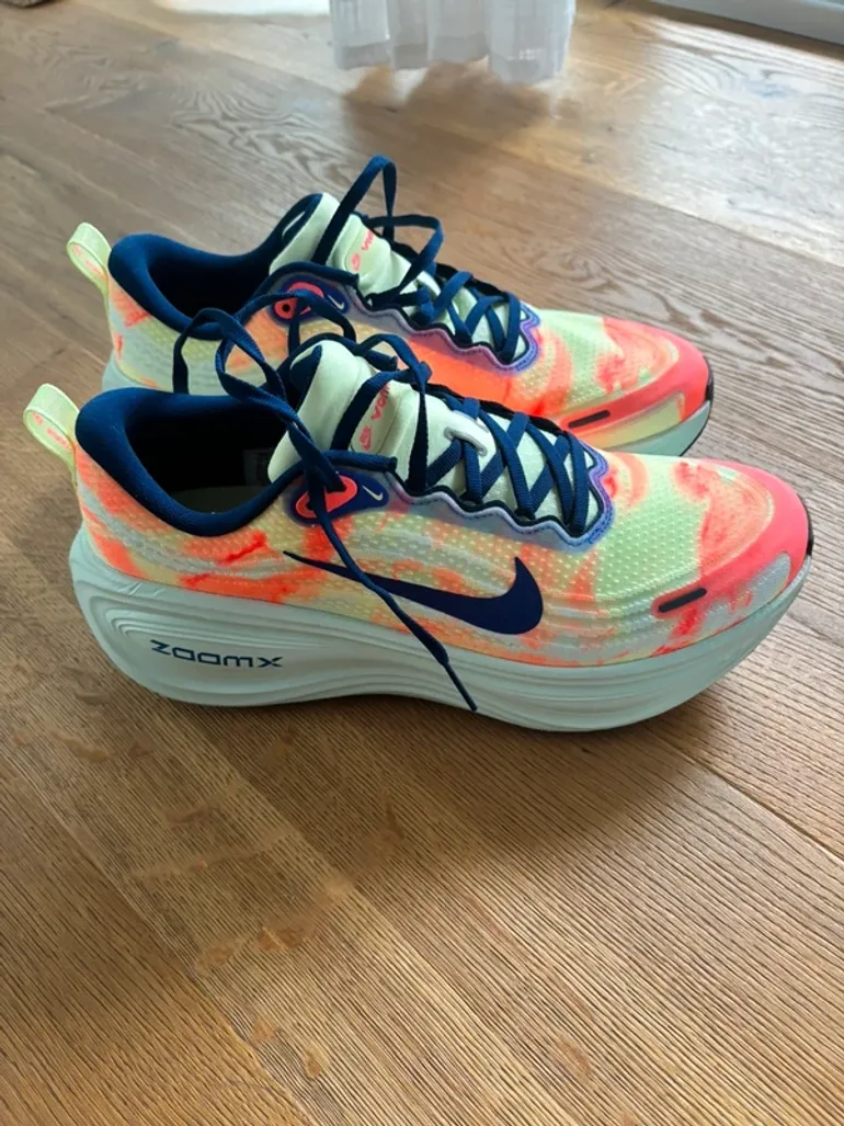 Used Nike Vomero Plus bike — image 2 of 6
