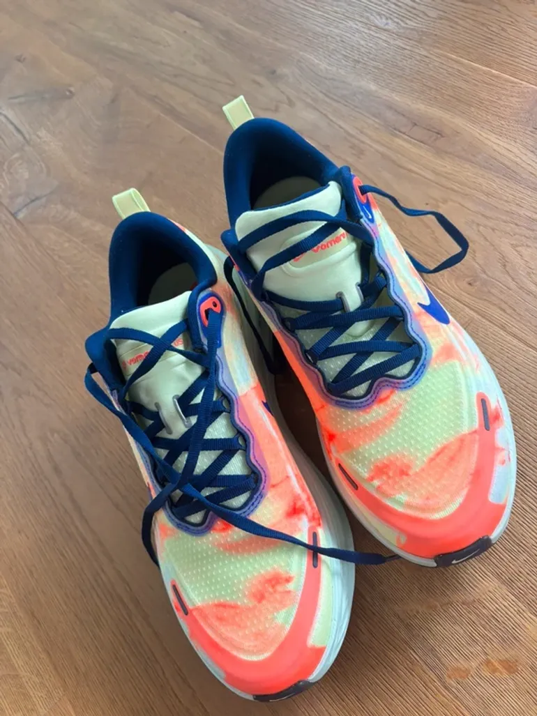 Used Nike Vomero Plus bike — image 5 of 6