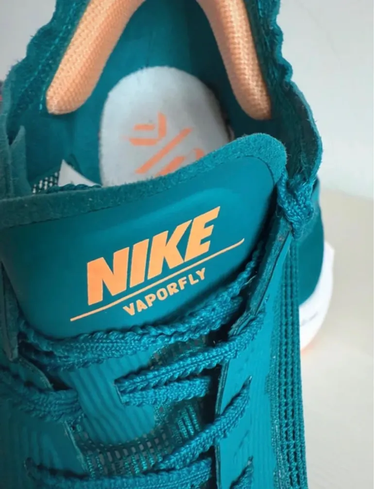 Saucony Vaporfly 2 bike usato — immagine 4 di 10