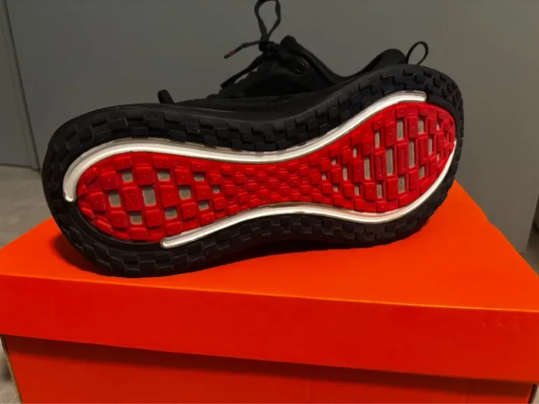 Used Nike Vomero Plus bike — image 2 of 3