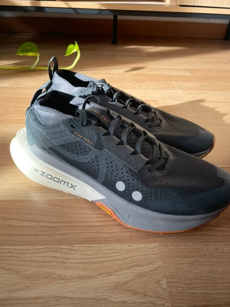 Gebrauchtes Nike ZoomX Zegama Trail 2 Running Shoes
