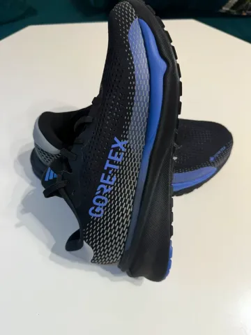 Adidas Gore-Tex Scarpe bike usato — immagine 1 di 12
