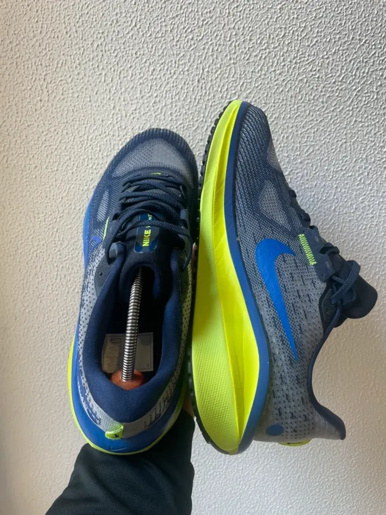 Tweedehands Nike Vomero 17 bike — afbeelding 3 van 8