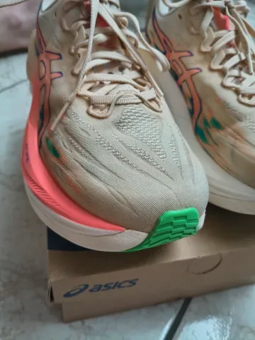 Tweedehands Asics Superblast 3 bike — afbeelding 3 van 6