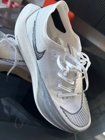 Brugt Nike Vaporfly bike — billede 1 af 5