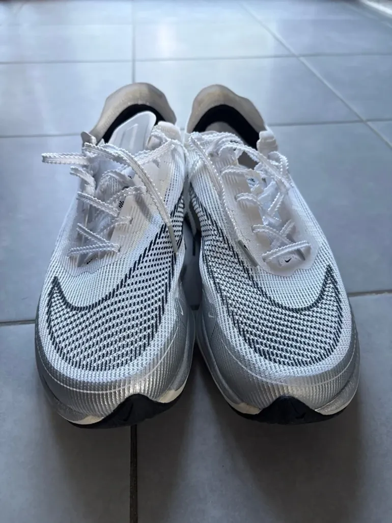 Brugt Nike Vaporfly bike — billede 2 af 5