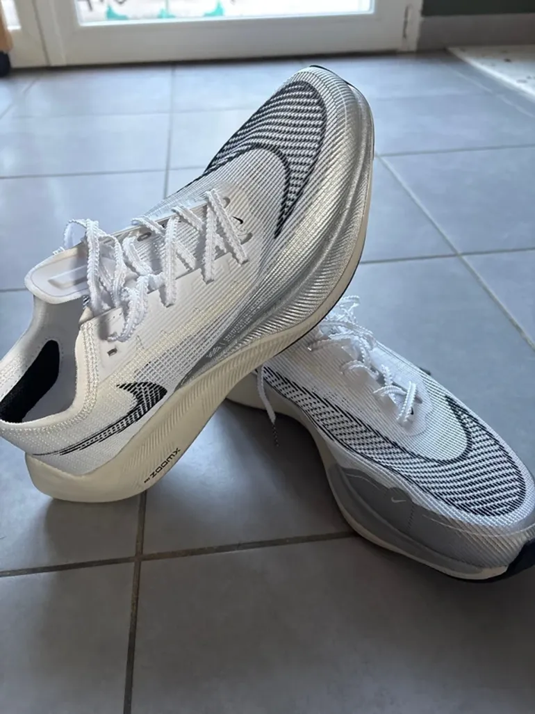 Brugt Nike Vaporfly bike — billede 5 af 5