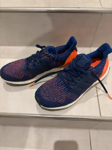 Adidas Ultraboost bike usato — immagine 2 di 8