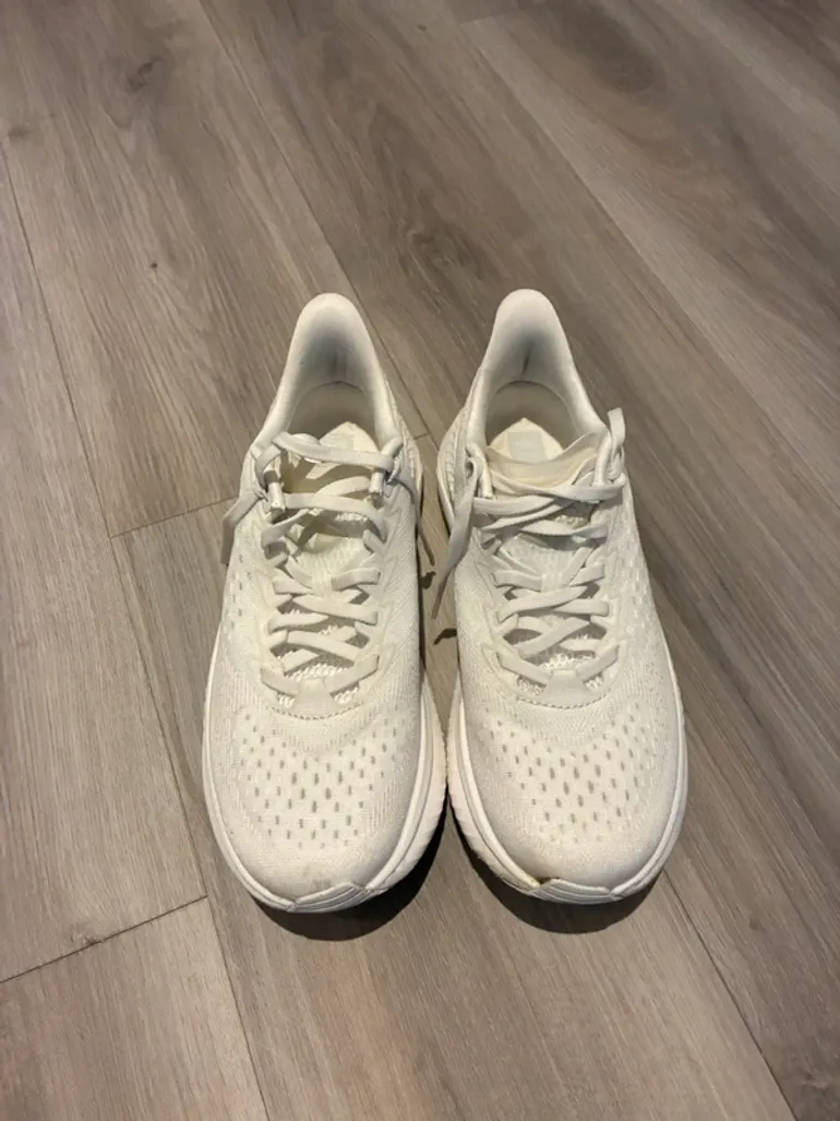 Used Hoka Mach 6 bike — image 5 of 7