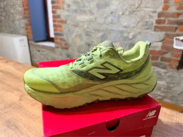 New Balance Hierro v2 bike usato — immagine 3 di 9