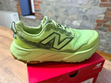New Balance Hierro v2 bike usato — immagine 4 di 9