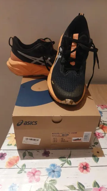 Brugt Asics Novablast 5 bike — billede 3 af 6