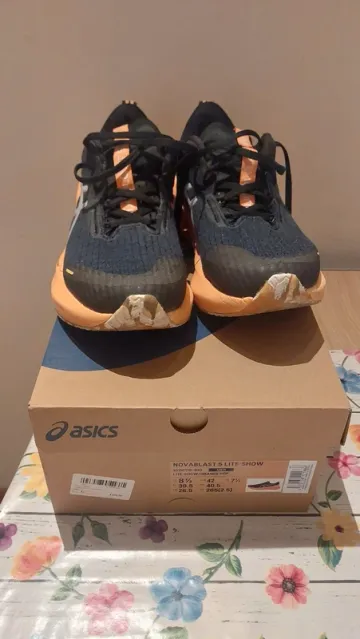 Brugt Asics Novablast 5 bike — billede 2 af 6