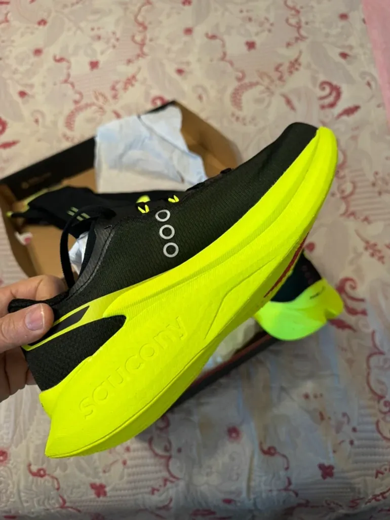 Saucony Endorphin PRO 5 bike d'occasion — image 10 sur 11