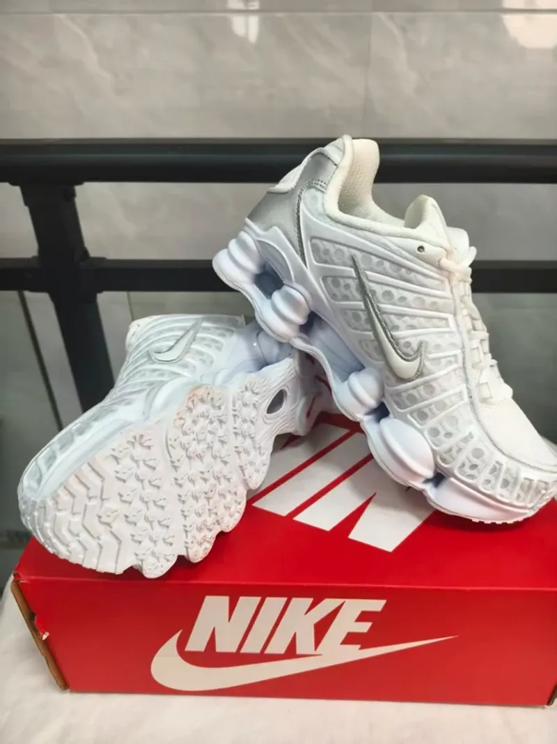 Nike Air TL Running Shoes usato