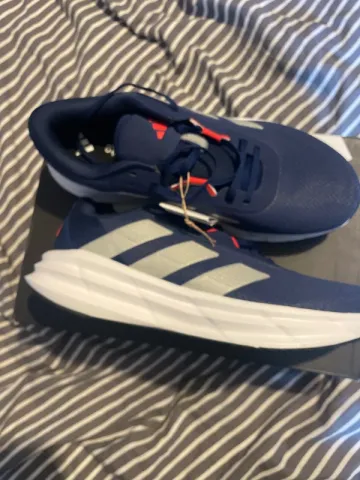 Gebrauchtes Adidas Running Shoes bike — Bild 4 von 9