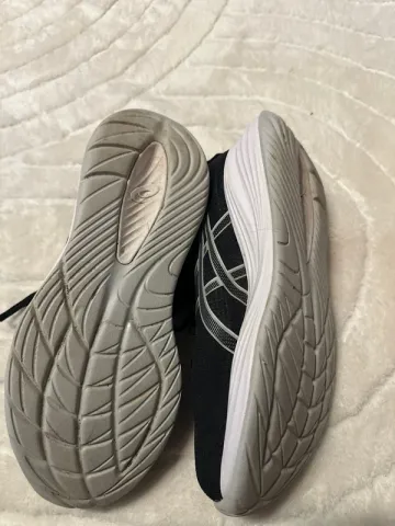 Tweedehands Asics Gel Cumulus 27 bike — afbeelding 4 van 7
