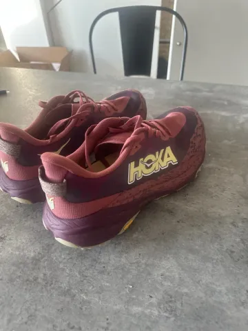 Gebrauchtes Hoka Speedgoat 6 bike — Bild 1 von 6