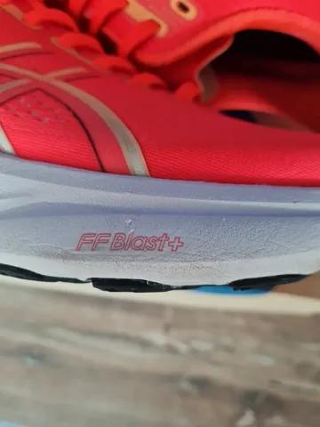 Używany Asics Gel Kayano 32 bike — zdjęcie 6 z 12