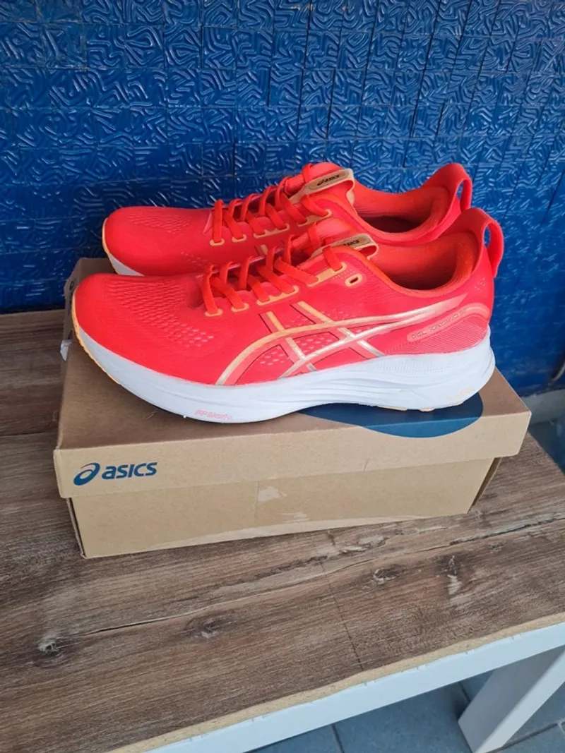 Asics Gel Kayano 32 Running Shoes d'occasion