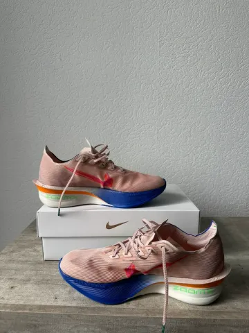 Used Adidas ZoomX Vaporfly NEXT% 4 bike — image 4 of 8