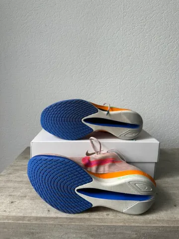 Used Adidas ZoomX Vaporfly NEXT% 4 bike — image 7 of 8