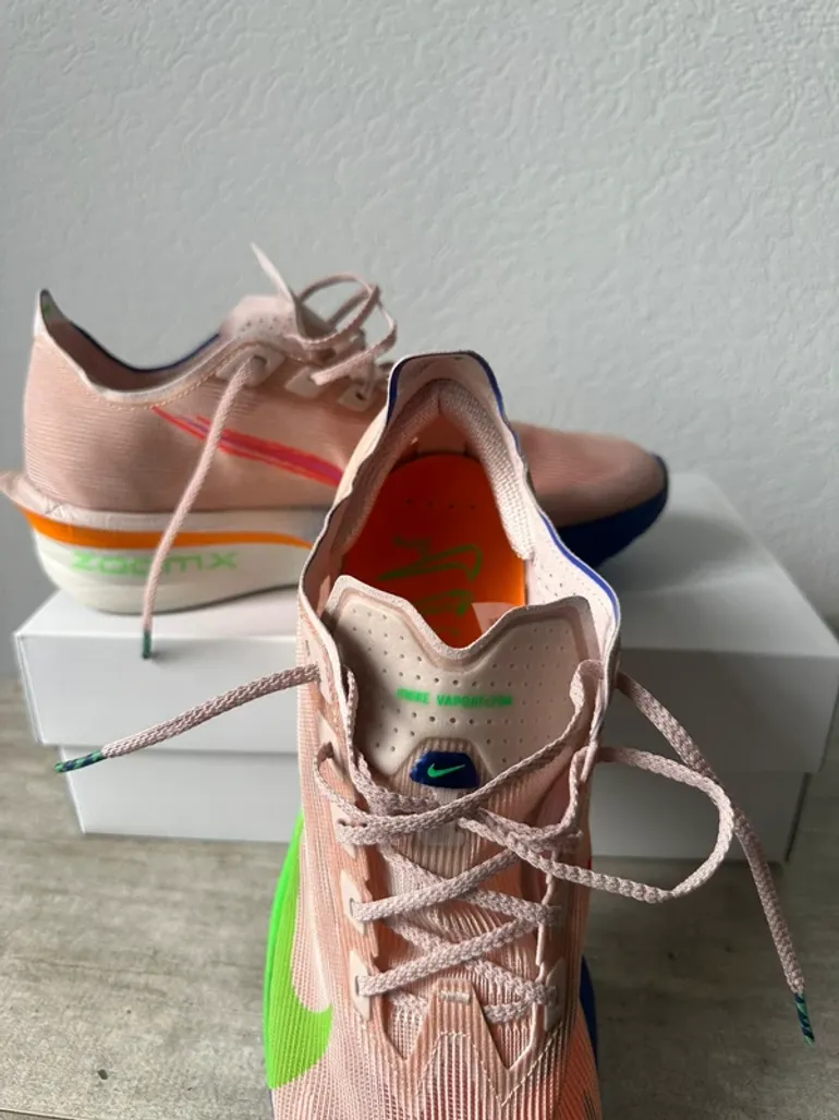 Used Adidas ZoomX Vaporfly NEXT% 4 bike — image 5 of 8