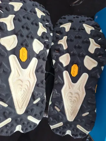 Gebrauchtes Hoka Trailrunning Shoes bike — Bild 3 von 4