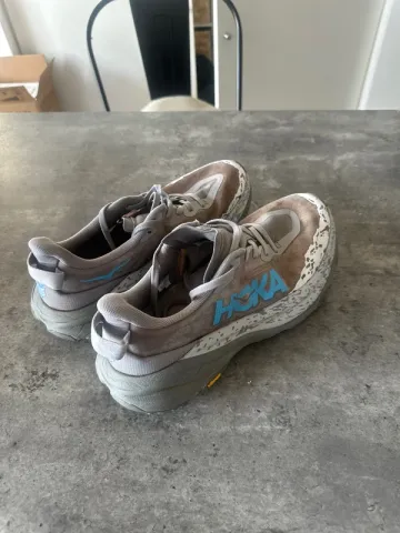 Gebrauchtes Hoka Speedgoat 6 bike — Bild 1 von 6