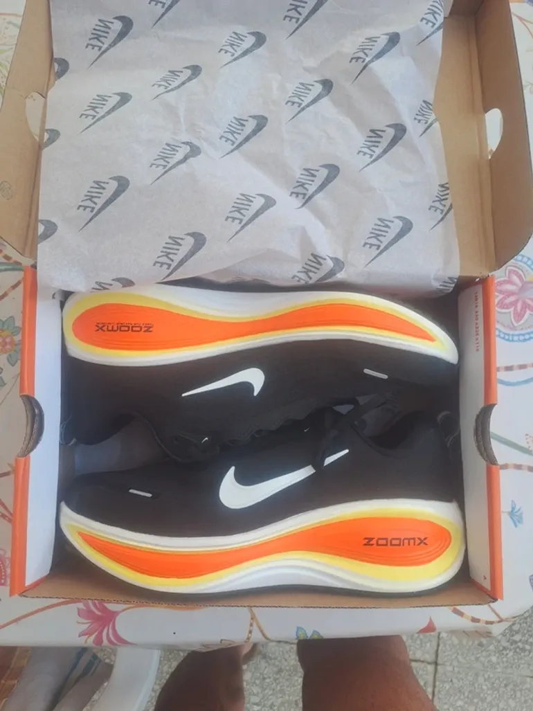 Used Nike Vomero Plus Run bike — image 5 of 11