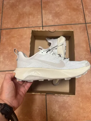 Nike reactx wildhorse 10 bike usato — immagine 1 di 4