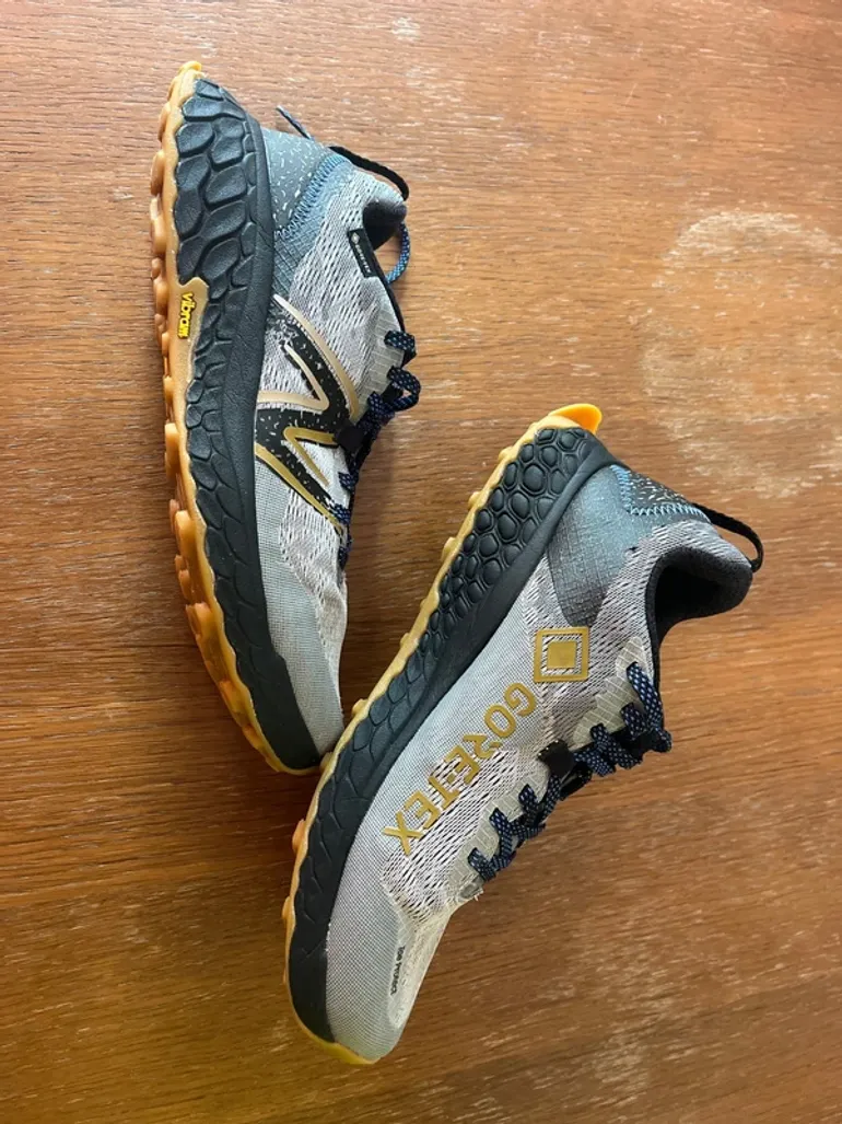 New Balance Fresh Foam bike usato — immagine 3 di 3