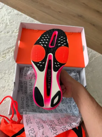 Used Nike Alphafly Next% 3 bike — image 5 of 5