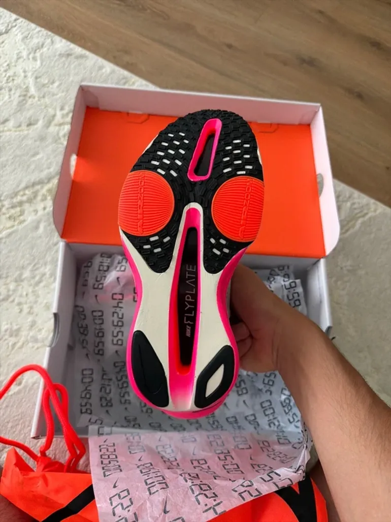 Used Nike Alphafly Next% 3 bike — image 5 of 5