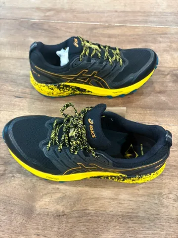 Asics Gel-Trabuco Terra bike usato — immagine 1 di 9